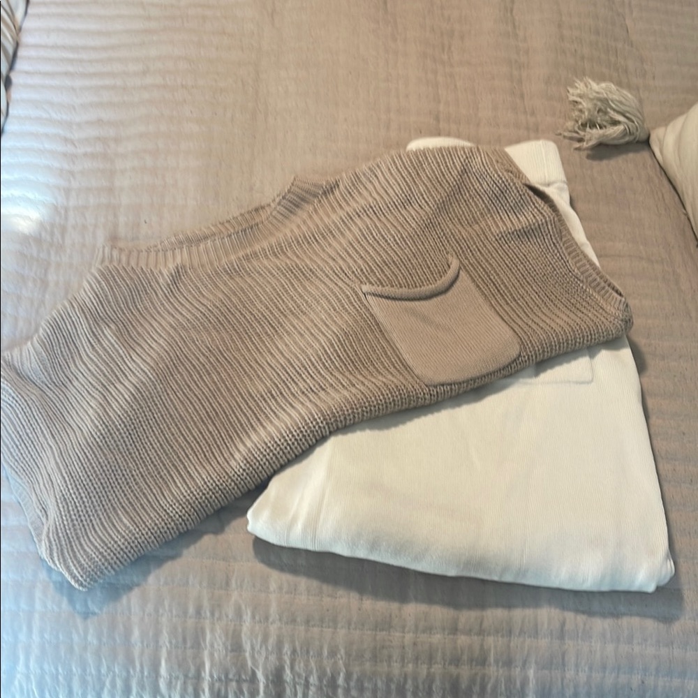 Amazon Women's Knit Sweater in Beige and Cream